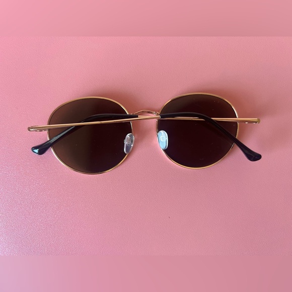 Gold Frame Sunglasses - Picture 11 of 13